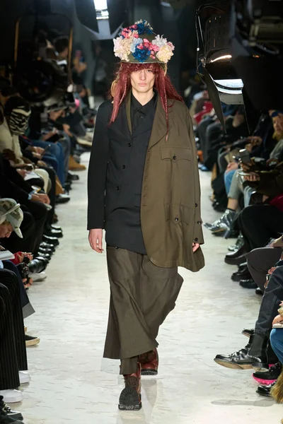 Look 23